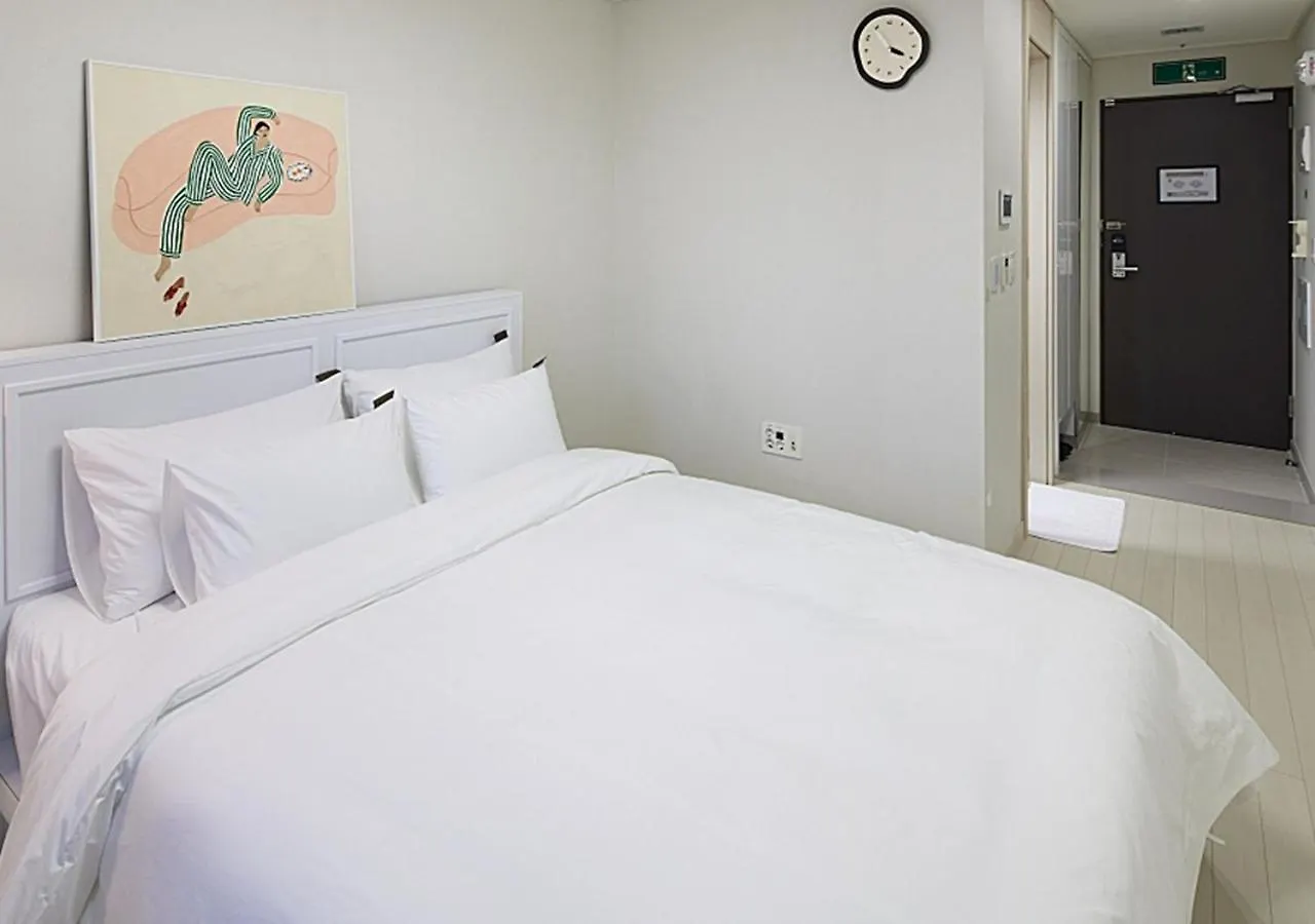 Incheon Songdo Stay31 3*,
